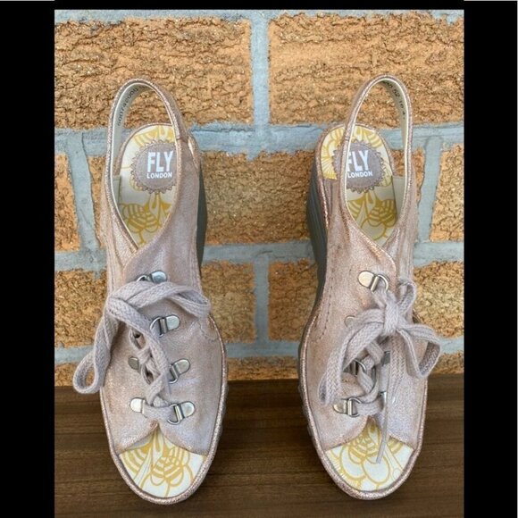 Fly London Yifa Luna Gold Metallic sandals 10.5 - Picture 6 of 9